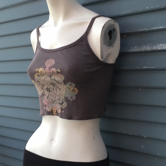 BDG- floral crop top size small - Picture 3 of 5
